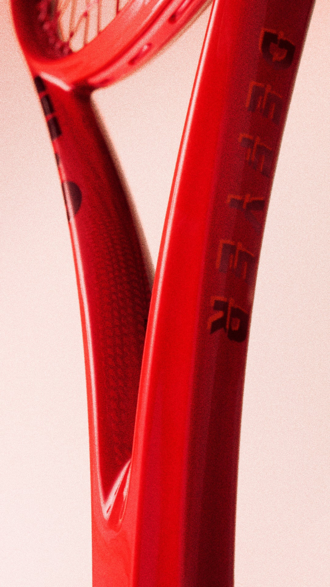Wilson Defyer red tennis racket