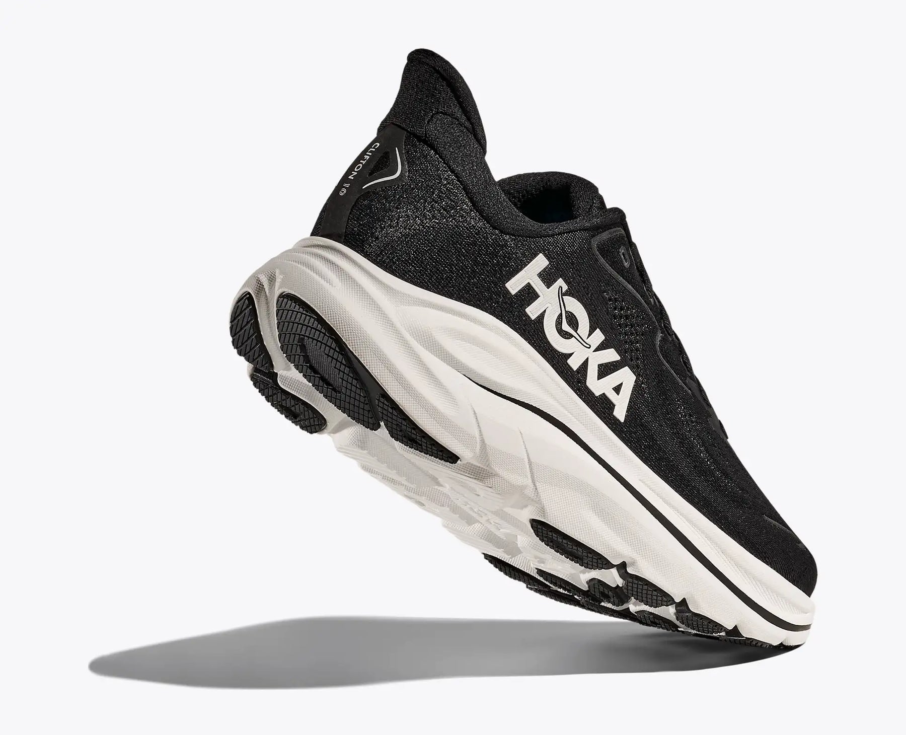 Hoka Clifton 10 Running Shoe Wide Men - Black/White Running Shoes Hoka