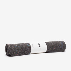 Nike Move Yoga Mat 4mm - Black/Grey Accessories Nike
