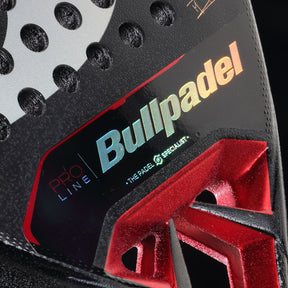 BullPadel Vertex 04 舒适型 Padel 球拍 24