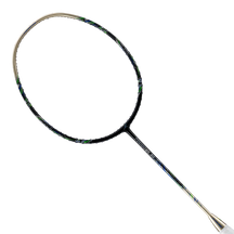 Hundred Predator 82 Extreme Badminton Racket - White/Gold