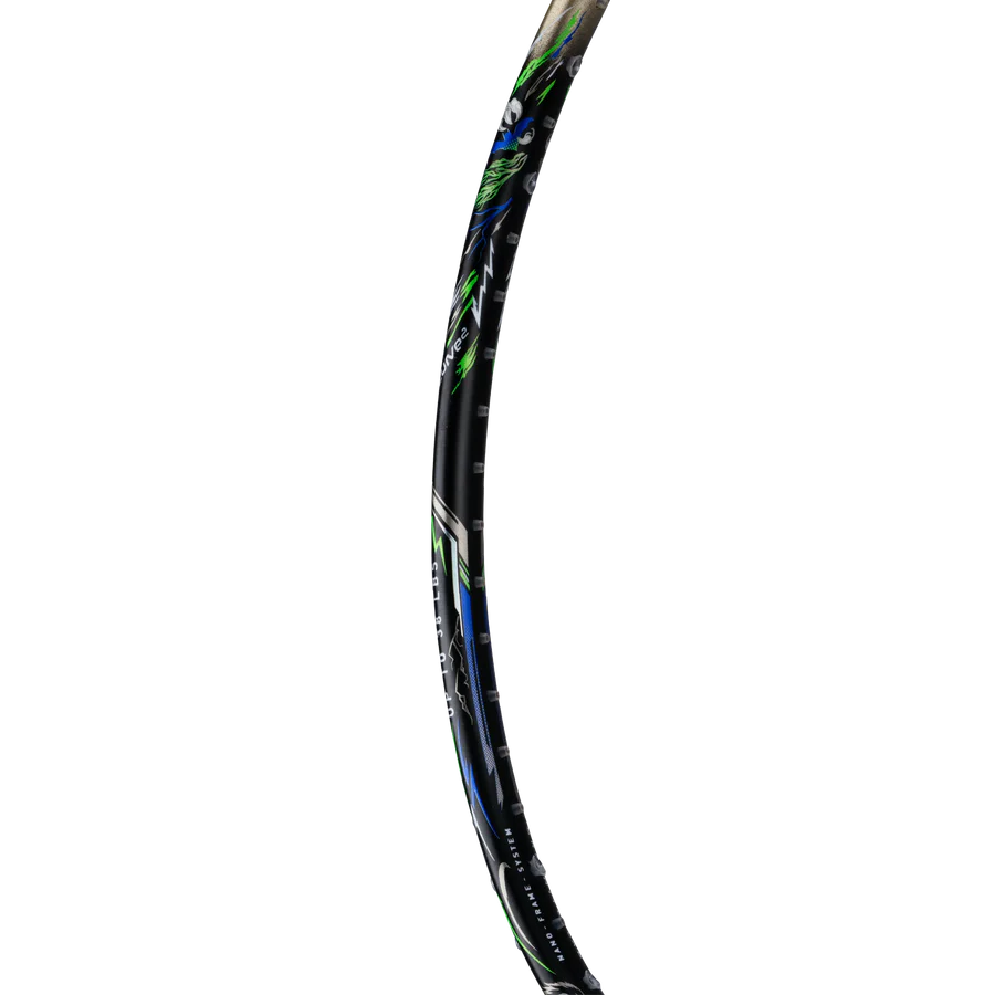 Hundred Predator 82 Extreme Badminton Racket - White/Gold