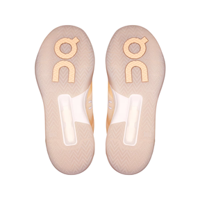 On Running The Roger ADV Pro Tennis Shoe Women - Blonde/Gardenia Running Shoes On Running