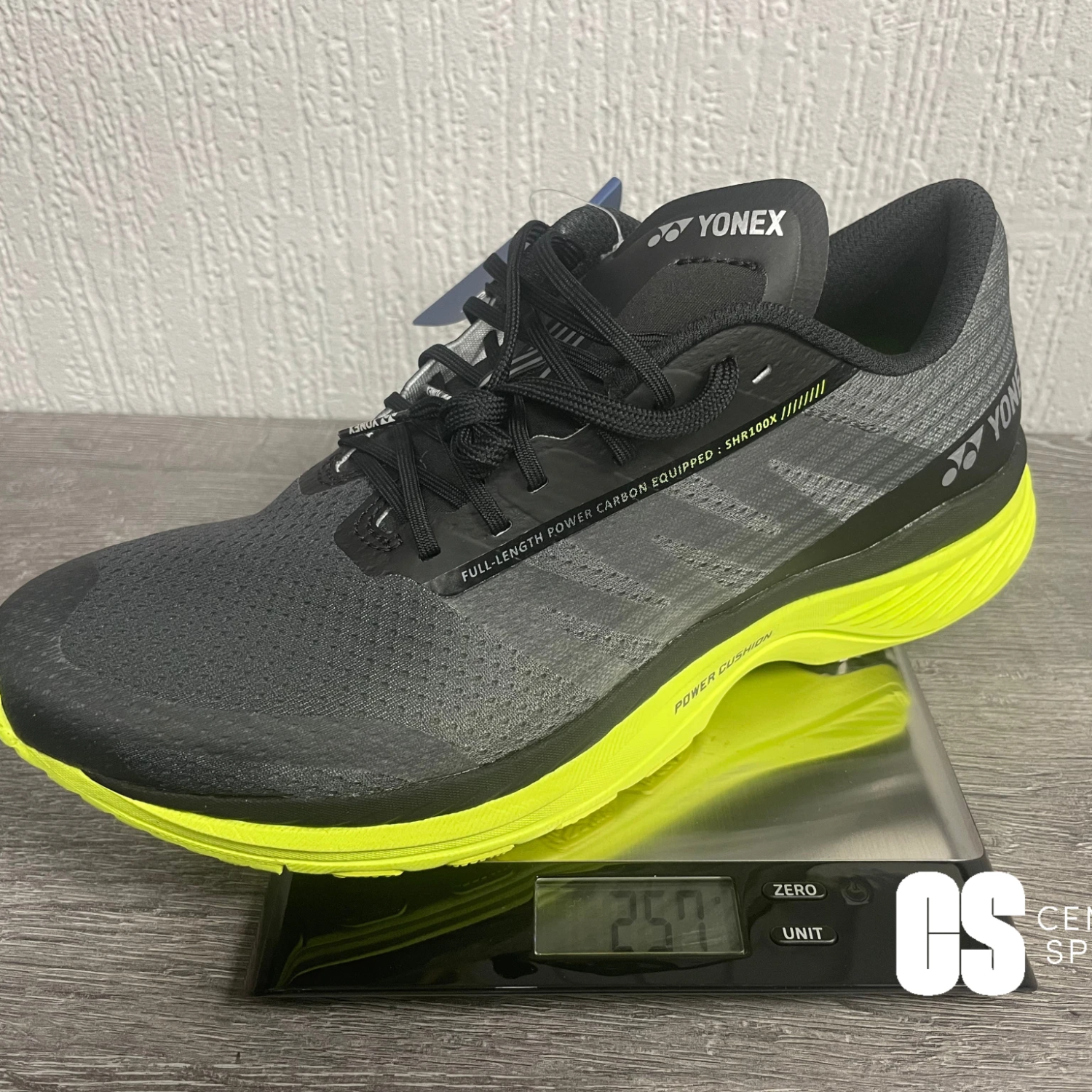 Yonex Power Cushion Saferun 100X Running Shoes Mens (Black/Yellow) Clearance Yonex