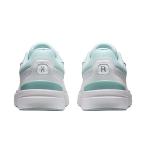 On Running The Roger Advantage Tennis Shoe Women - White/Flurry Running Shoes On Running