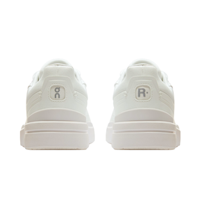 On THE ROGER Advantage Men's Court Trainers - White Shoes On Running