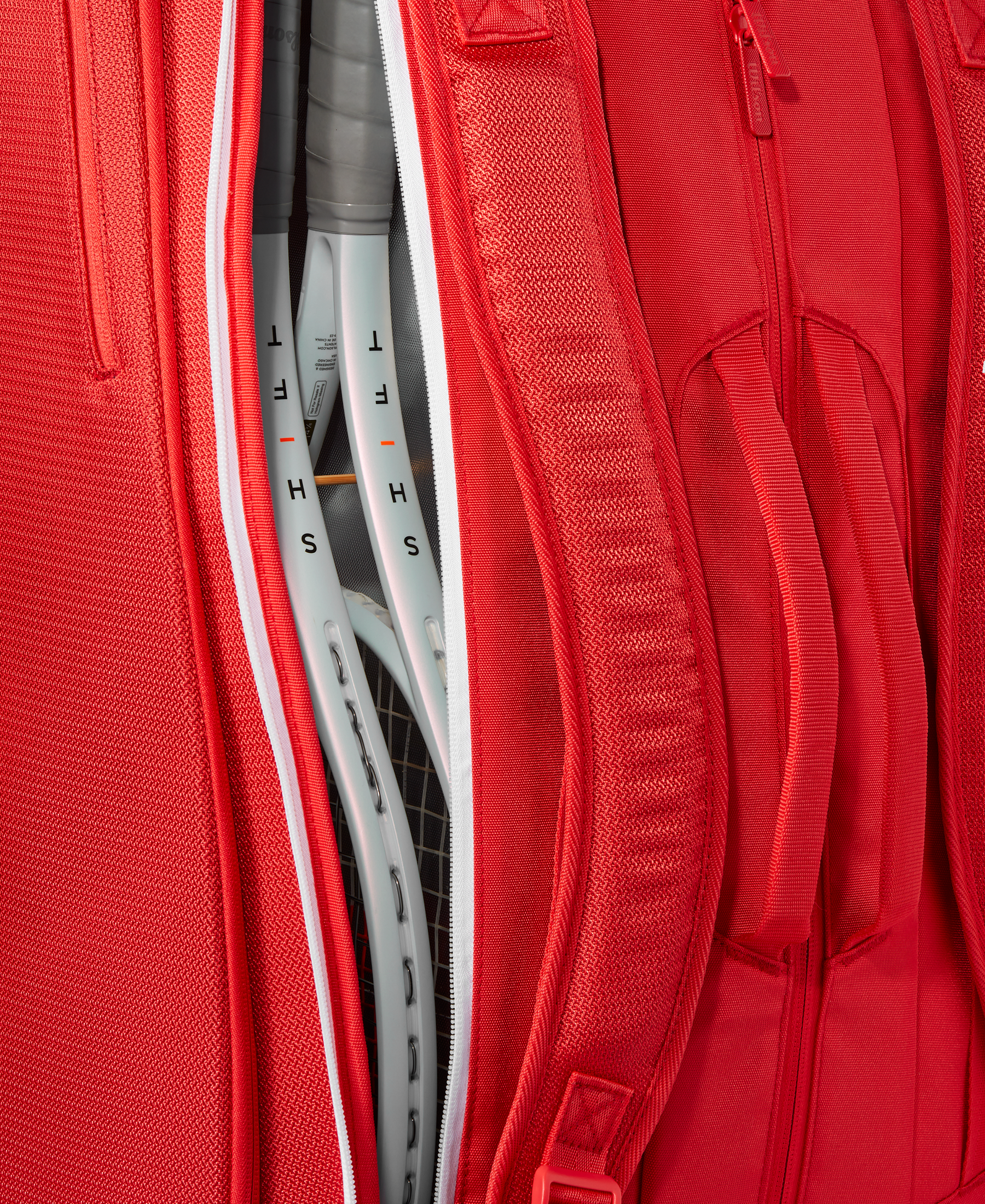 Wilson Super Tour 15Pk Racket Bag WR8036601 Wilson Super Tour 15Pk Racket Bag WR8036601