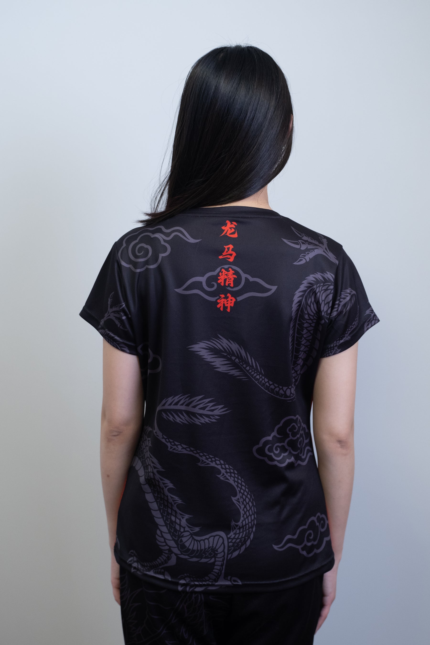 Yonex Fighting Dragons CNY2024 训练衬衫 GTA 女式黑色