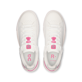 On The Roger Advantage Tennis Shoes Women - White