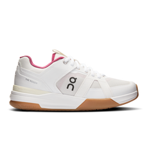 On Running The Roger Clubhouse Pro Tennis Shoe Women - White/Pink