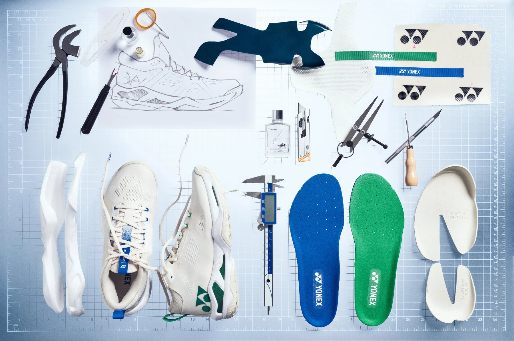 Yonex Grpht Thrttl Concept Shoes Women