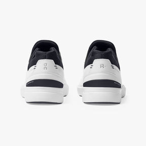 On Running The Roger Advantage Tennis Shoe Men - White/Midnight Running Shoes On Running